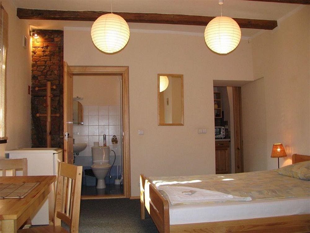 Express Guest House 克莱佩达 外观 照片